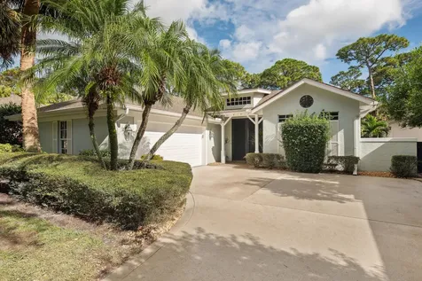 1018 Carolina Circle Vero Beach FL 32962