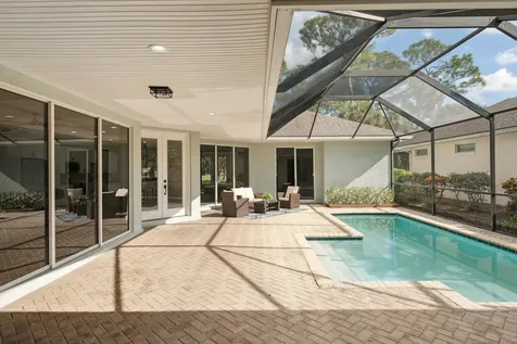 1018 Carolina Circle Vero Beach FL 32962