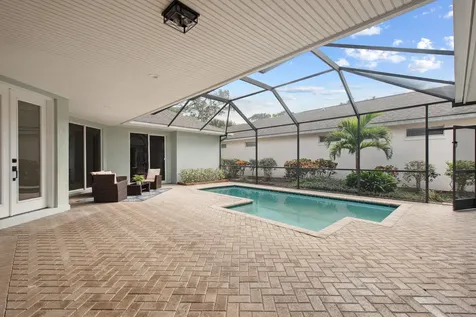 1018 Carolina Circle Vero Beach FL 32962