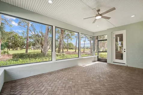 1018 Carolina Circle Vero Beach FL 32962