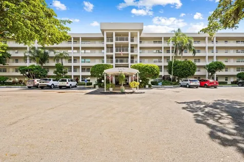 808 Cypress Boulevard Pompano Beach FL 33069