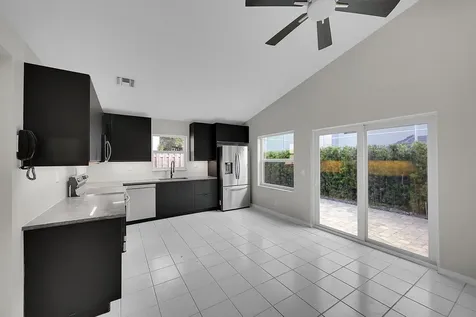 10216 Breezeway Place Boca Raton FL 33428