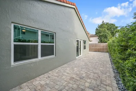 10216 Breezeway Place Boca Raton FL 33428