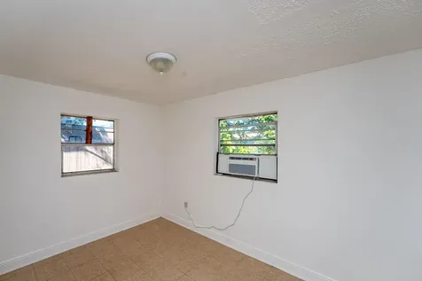 2108 Avenue E Fort Pierce FL 34950