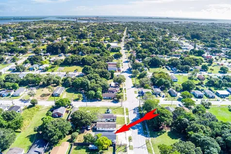 2108 Avenue E Fort Pierce FL 34950