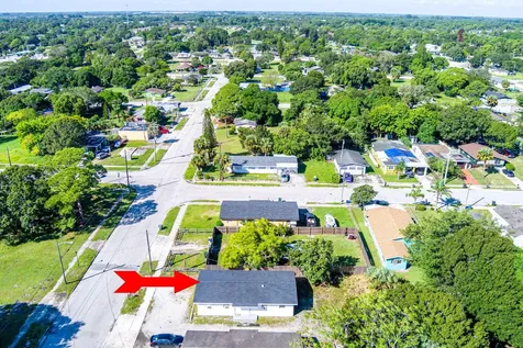 2108 Avenue E Fort Pierce FL 34950
