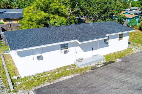 2108 Avenue E Fort Pierce FL 34950