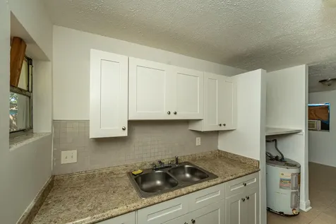 2108 Avenue E Fort Pierce FL 34950