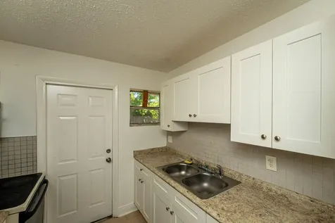 2108 Avenue E Fort Pierce FL 34950