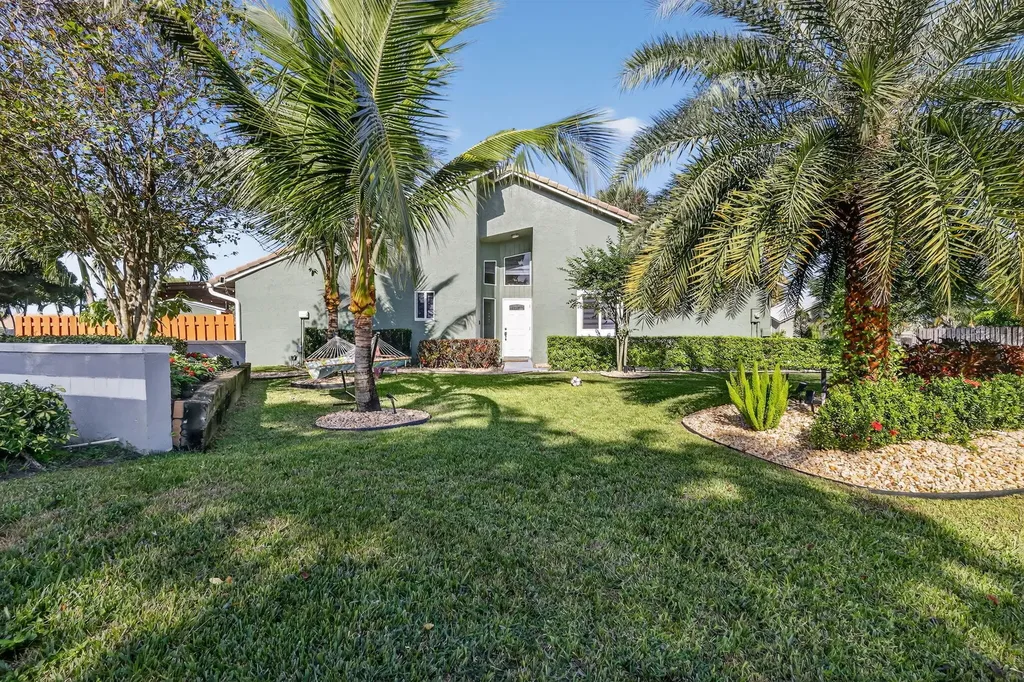 6172 97th Court Boynton Beach FL 33437