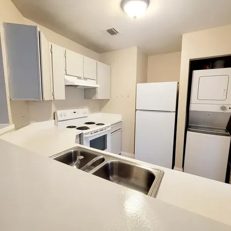3421 NW 44th Street Oakland Park FL 33309