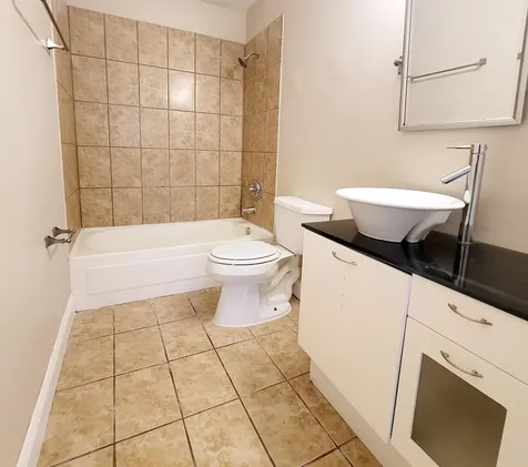 3421 NW 44th Street Oakland Park FL 33309