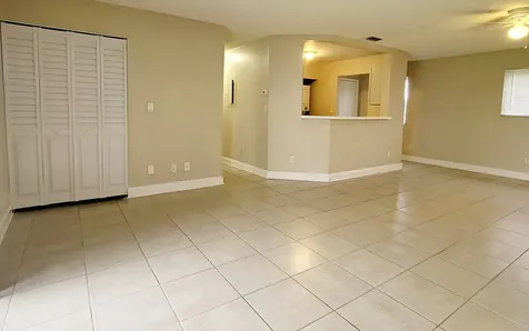 3421 NW 44th Street Oakland Park FL 33309