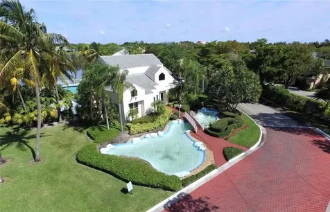 3421 NW 44th Street Oakland Park FL 33309