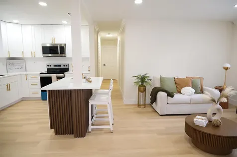 1084 Sw 4th Avenue Pompano Beach FL 33060