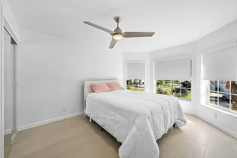5855 NW 42nd Way Boca Raton FL 33496