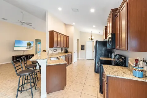 8156 Westfield Circle Vero Beach FL 32966