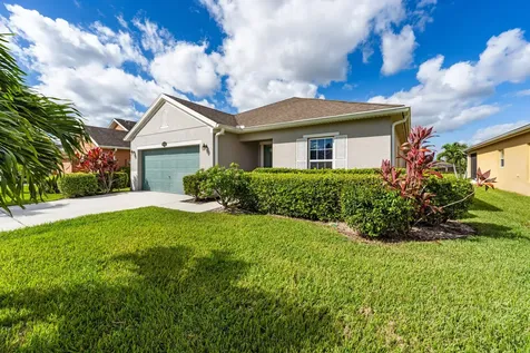 8156 Westfield Circle Vero Beach FL 32966
