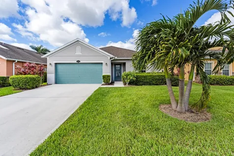 8156 Westfield Circle Vero Beach FL 32966