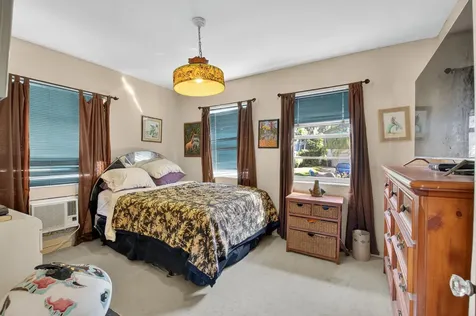 107 Se Olive Way Boca Raton FL 33432