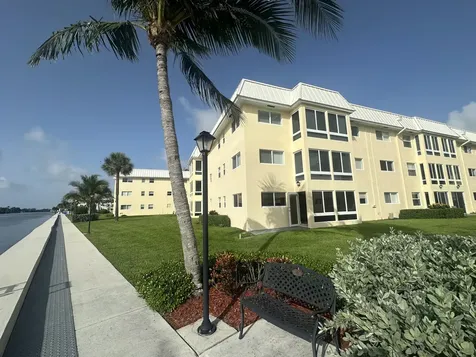 3 Colonial Club Drive Boynton Beach FL 33435