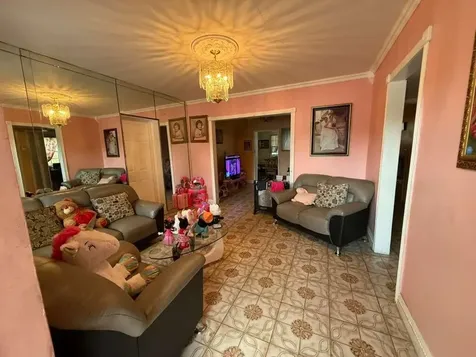 10430 Nw 28th Court Miami FL 33147