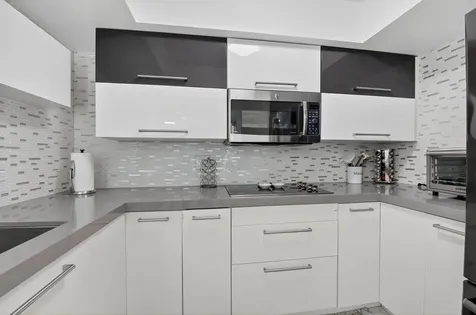 4310 Village Drive Delray Beach FL 33445