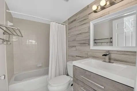 4310 Village Drive Delray Beach FL 33445
