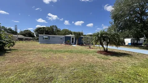139 Vindale Avenue Fort Pierce FL 34951