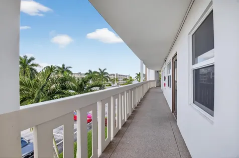 3005 Guildford A Boca Raton FL 33434