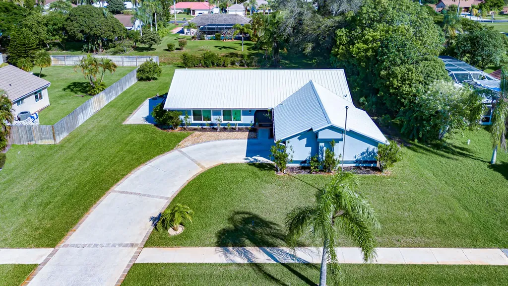 2473 Se Drayton Road Port Saint Lucie FL 34952