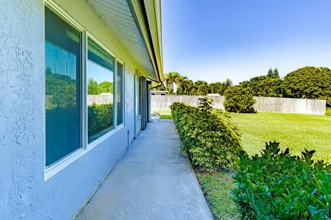 2473 Se Drayton Road Port Saint Lucie FL 34952