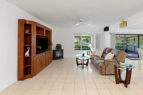 2473 Se Drayton Road Port Saint Lucie FL 34952