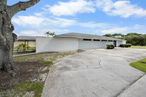 1900 Nebraska Avenue Fort Pierce FL 34950