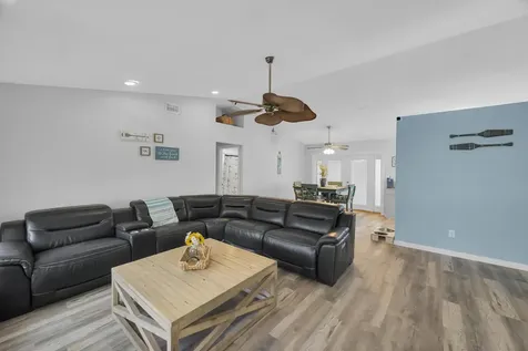 356 Sw Grimaldo Terrace Port Saint Lucie FL 34984