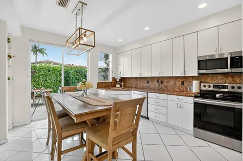 2565 Nw 52nd Street Boca Raton FL 33496