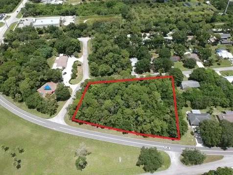 8702 Fort Pierce Boulevard Fort Pierce FL 34951