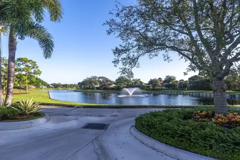 4577 Se Waterford Drive Stuart FL 34997
