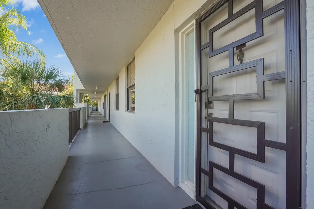 4133 S Carambola Circle Coconut Creek FL 33066