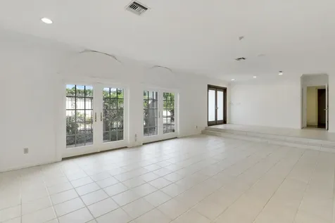 3040 Ne 40th Street Fort Lauderdale FL 33308