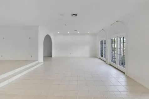 3040 Ne 40th Street Fort Lauderdale FL 33308