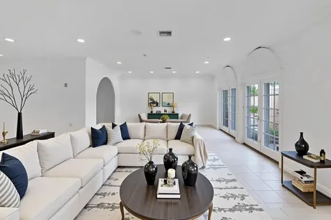 3040 Ne 40th Street Fort Lauderdale FL 33308