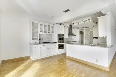 3040 Ne 40th Street Fort Lauderdale FL 33308