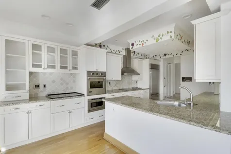 3040 Ne 40th Street Fort Lauderdale FL 33308