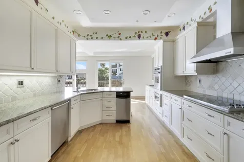 3040 Ne 40th Street Fort Lauderdale FL 33308