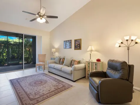 10788 Royal Caribbean Circle Boynton Beach FL 33437