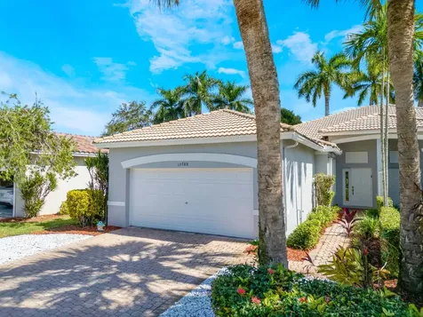 10788 Royal Caribbean Circle Boynton Beach FL 33437