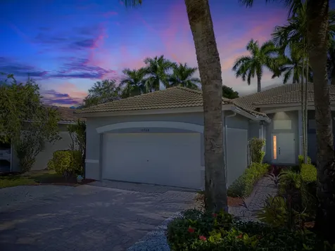 10788 Royal Caribbean Circle Boynton Beach FL 33437