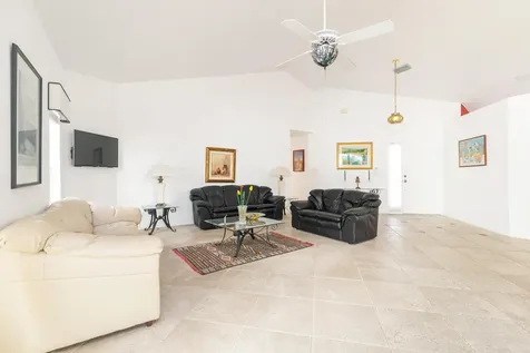 9158 Heathridge Drive West Palm Beach FL 33411