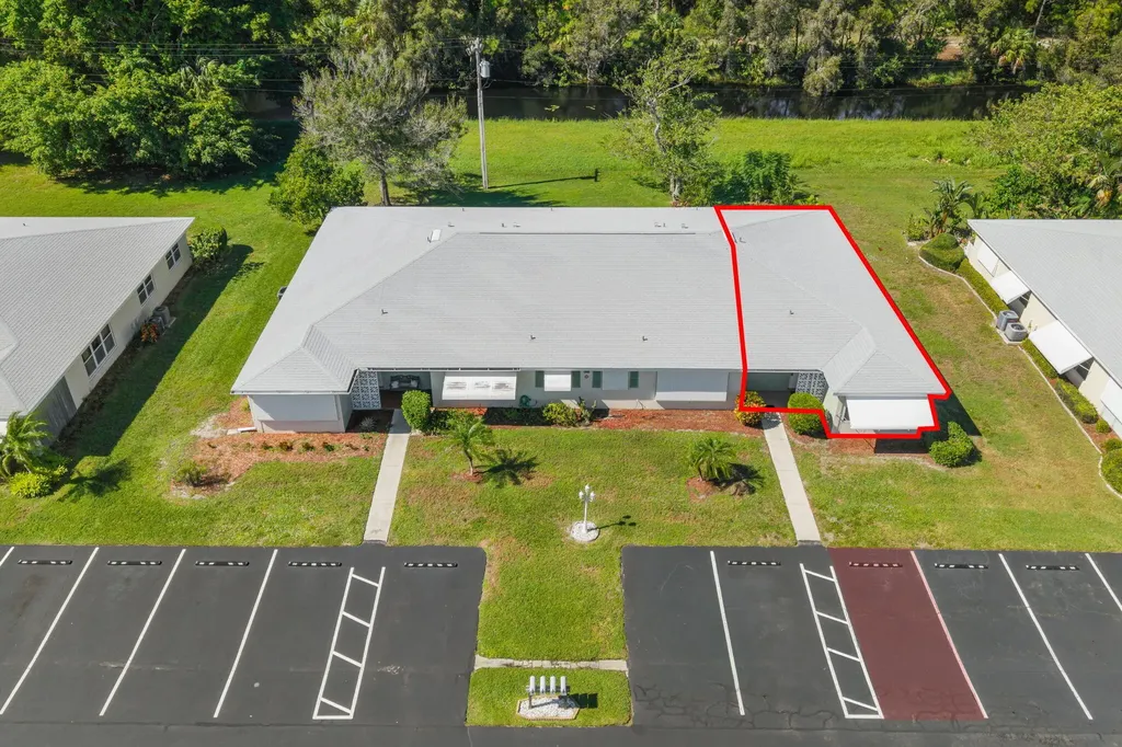 109 Lakes End Drive Fort Pierce FL 34982